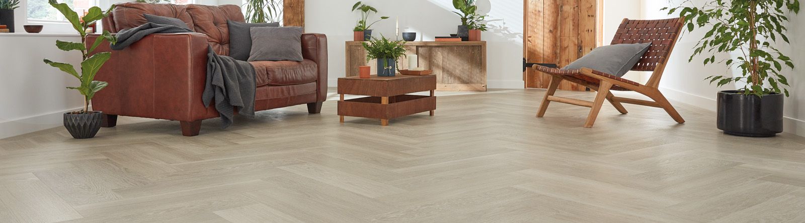 How to lay Karndean flooring